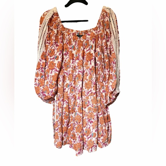 Angie Dresses & Skirts - Angie Orange Floral Dress with Lace Detail 3/4 Sleeves Size Medium